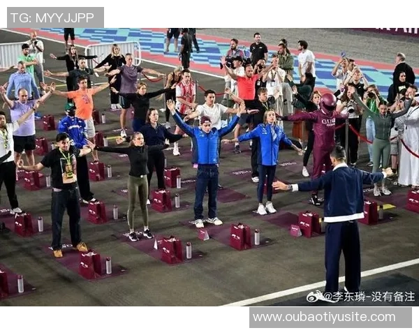 贝克汉姆出席F1卡塔尔大奖赛与德约科维奇内维尔同框合影引热议